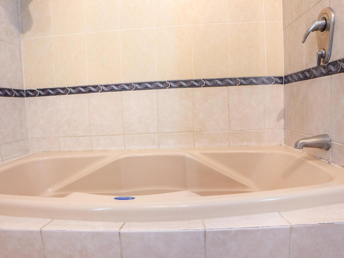 Capital O Hotel Villa Monini Puebla Ngoại thất bức ảnh